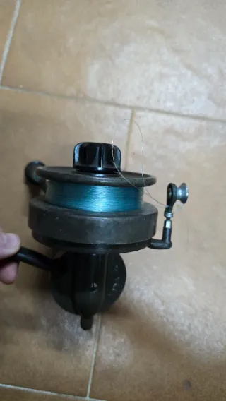 Carrete de pesca SAGARRA SUPER