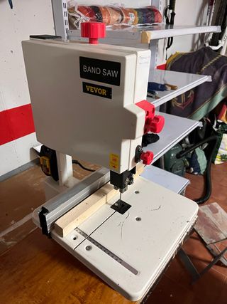 Sierra de cinta VEVOR 250W