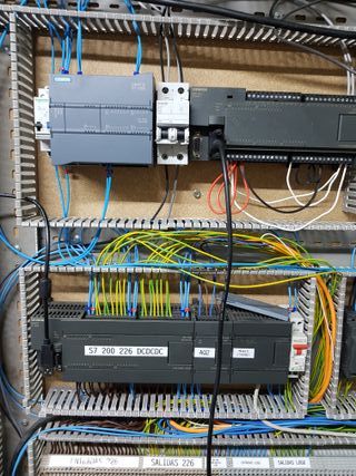 MAT. DE ELECTRONICA INDUSTRIAL  DRAIVERS-PLCS - DT