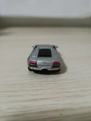 Lamborghini Murciélago Miniatura escala 1:64