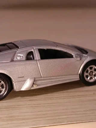 Lamborghini Murciélago Miniatura escala 1:64