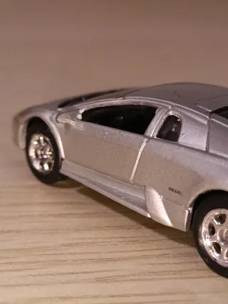 Lamborghini Murciélago Miniatura escala 1:64