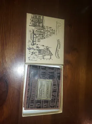 Portafoglio QIANXILU in cuoio marrone