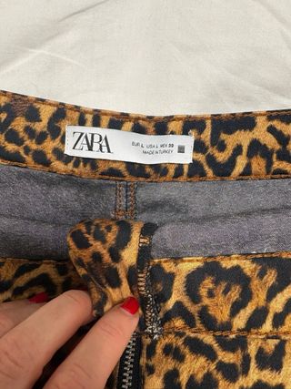 Falda pantalón estampado leopardo