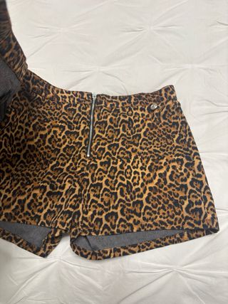 Falda pantalón estampado leopardo