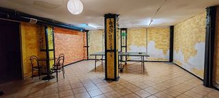 Local comercial en venta en Castilla - Hermida en Santander