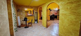 Local comercial en venta en Castilla - Hermida en Santander