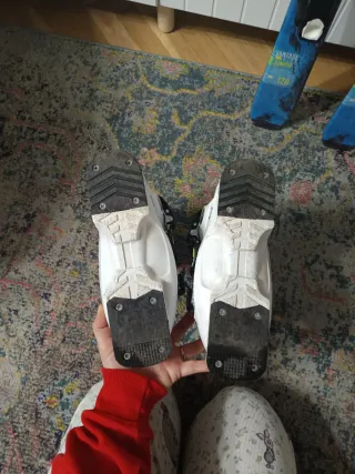 Botas SALOMON XMAX Esquíes ATOMIC 120