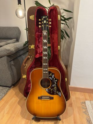 Gibson Hummingbird HCS 2024
