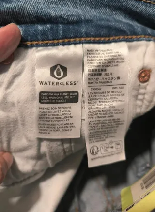 Pantalón Levis 510 Skinny Hombre Azul.