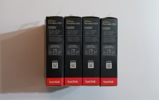 4 unità SanDisk SSD Extreme portatili da 4TB