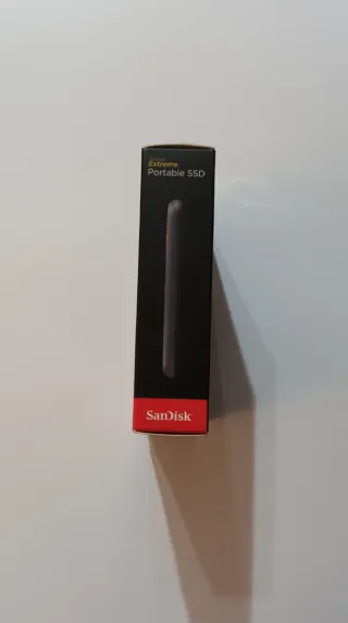 4 unità SanDisk SSD Extreme portatili da 4TB