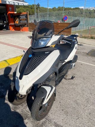PIAGGIO MP3 YOURBAN 300 LT IE