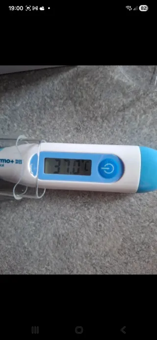 Set 2 Termometri Digitali Omron +Medical