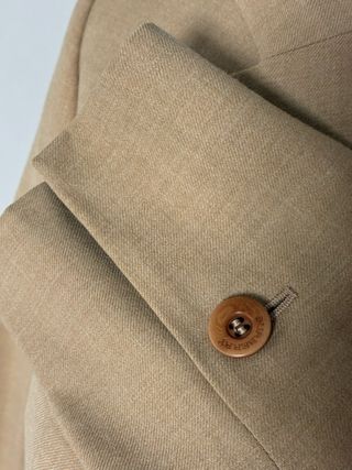 Americana Beige y Negra