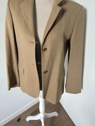 Americana Beige y Negra