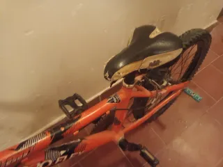 Bicicleta infantil naranja PRO FLEX