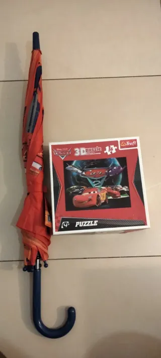 Paraguas y Puzle 3D Cars