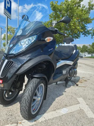 Piaggio MP3 400 Negra Automática