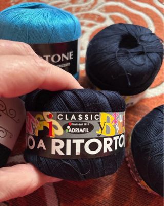 5 gomitoli puro cotone