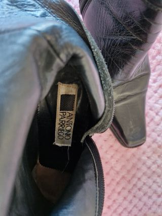 Botines negros tacón cuadrado