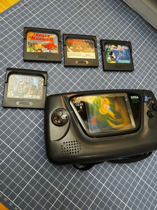 Consola Sega Game Gear + 4 Juegos (leer)