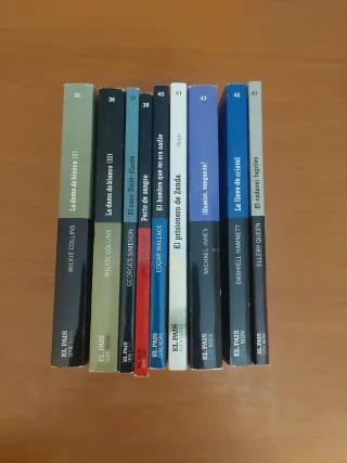 Novela negra. Lote 25 libros.