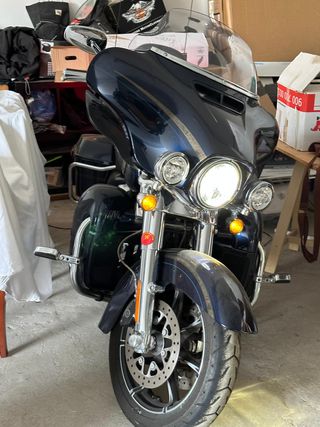 Harley Davidson CVO Ultra Limited 115 Aniversario