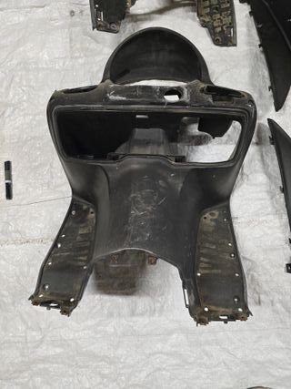 Piezas de plástico negro para coche