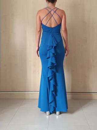 Vestido largo azul para invitada