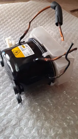 COMPRESOR FRIGORÍFICO FAGOR MODELO FC-47PIED