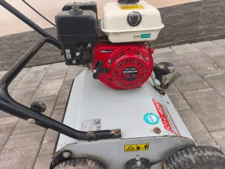Regenerador césped Honda GX160 RH 480