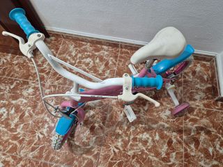 Bicicleta niña rosa y azul