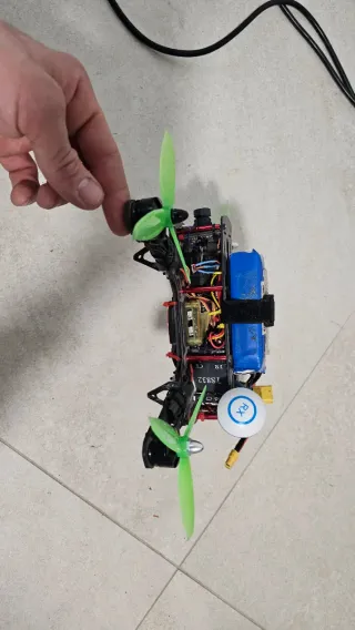 Emisora Spektrum DX8 + Dron + Monitor + Cargador