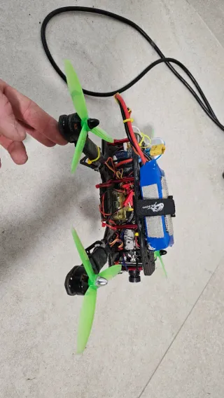 Emisora Spektrum DX8 + Dron + Monitor + Cargador