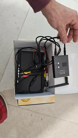 Emisora Spektrum DX8 + Dron + Monitor + Cargador