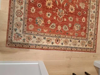 Alfombra Persa Beige y Roja