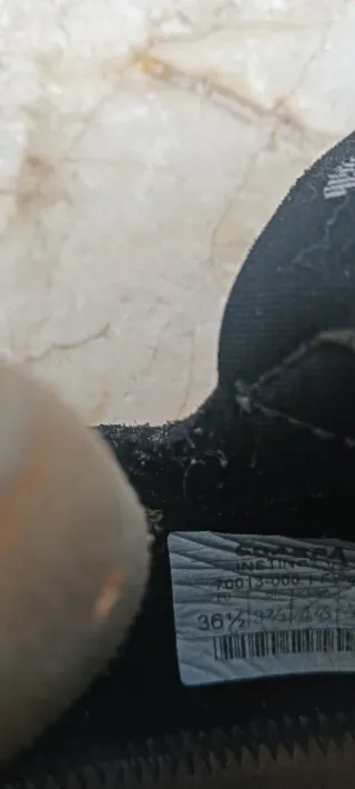 Pies de Gato Instinct VS  T: 36/5