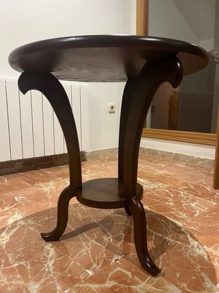 Mesa auxiliar decorativa de madera