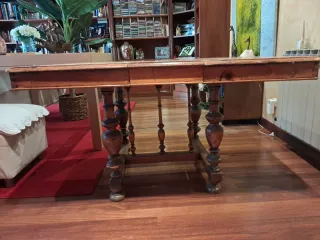 Mesa de pino y roble maciza