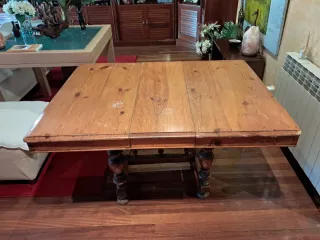 Mesa de pino y roble maciza