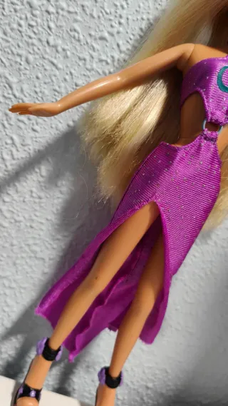 Muñeca Cornelia W.I.T.C.H. Original