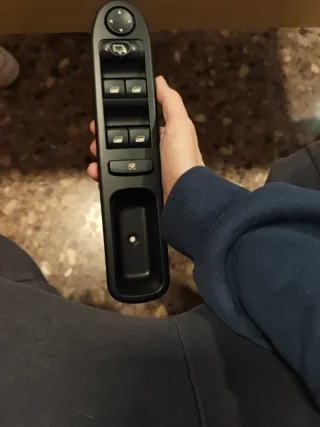 Botonera Elevalunas Citroen C4 Nueva