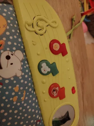 Piano de bebé musical Imaginarium