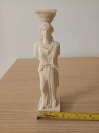 Figura Karyatide
