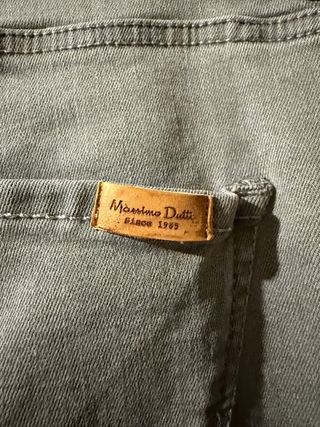 Pantalón vaquero gris Massimo Dutti