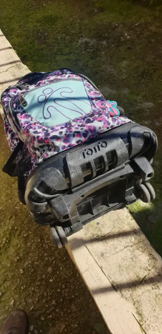 Mochila con ruedas Totto