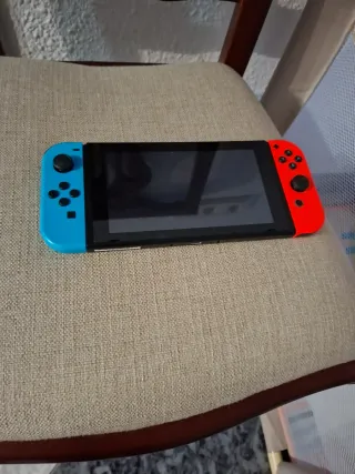 Nintendo Switch Azul y Rojo