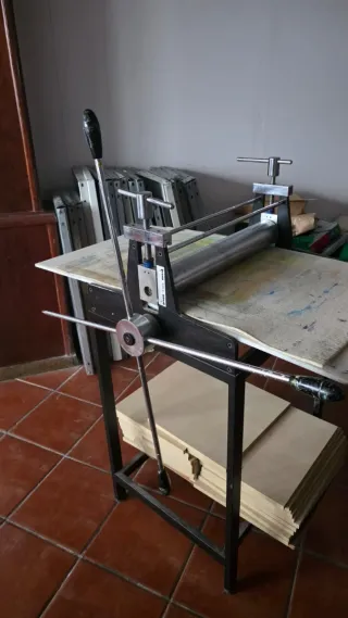 Tórculo de grabado profesional