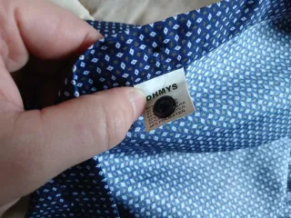 Camisa OHMY'S azul con puntos blancos